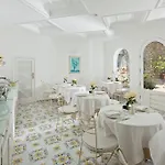 Canasta Hotel Capri