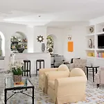 Hotel Canasta