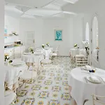 Canasta Hotel