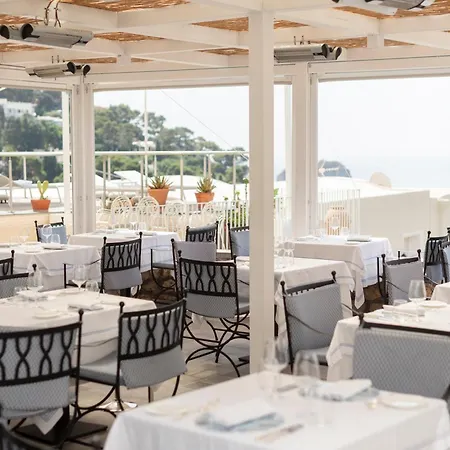 Canasta Ξενοδοχείο Κάπρι