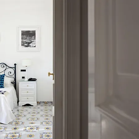 Canasta 4* Κάπρι