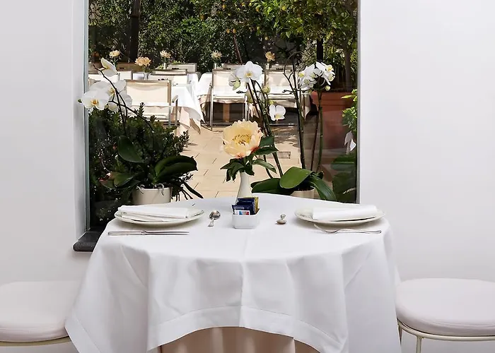 Canasta Szálloda Capri